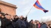25 Şubat 2021 - Ermeni muhalif lider Vazgen Manukyan, başkent Erivan'da düzenlenen bir protesto eylemi sırasında yaptığı konuşmada, Başbakan Nikol Paşinyan'ın istifasını istedi.