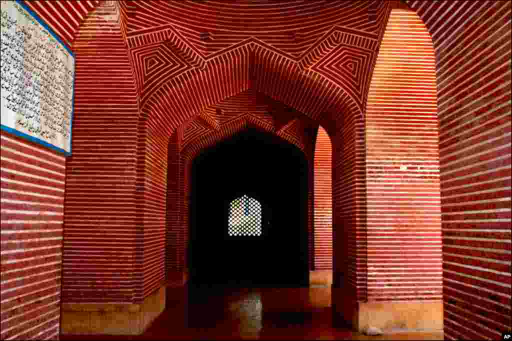 ٹھٹھہ کی جامع مسجد شاہجہاں