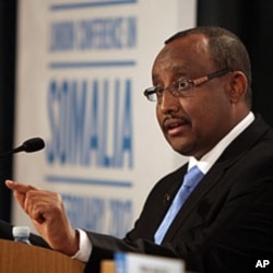 Prime Minister of the Transitional Federal Government of Somalia Abdiweli Mohamed Ali gestures during a press conference at The Foreign and Commonwealth Office in London, FILE February 23, 2012 .