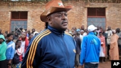 Pierre Nkurunziza, après son vote lors du référendum constitutionnel à Buye, au nord de Ngozi, le 17 mai 2018.