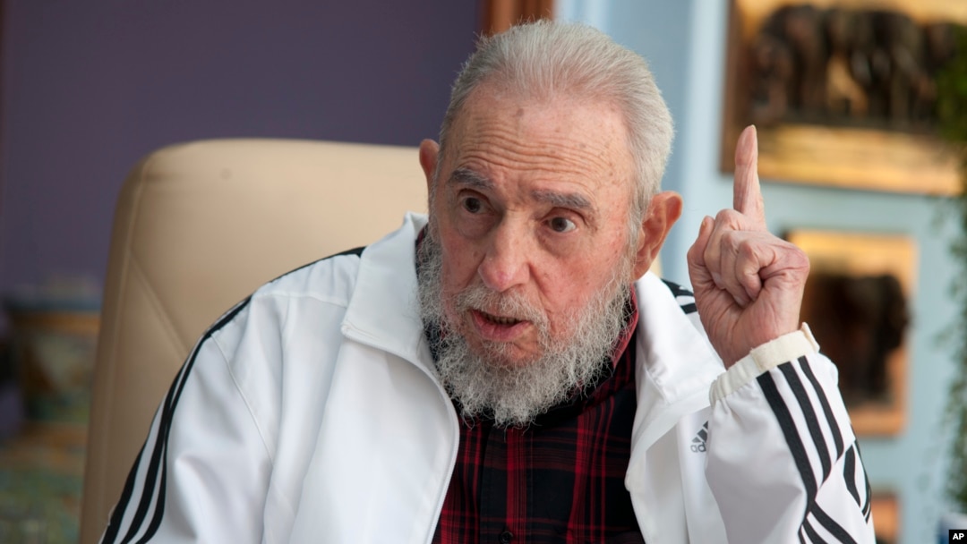 FILE - Cuba's Fidel Castro speaks with Russia's President Vladimir Putin in Havana.