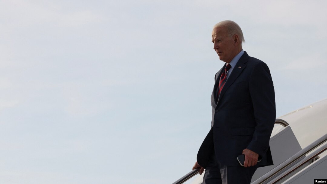 Tổng thống Joe Biden tại Căn cứ không quân Dover ở Delaware.