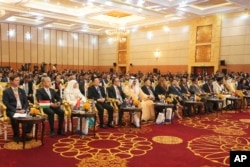 Pembukaan sesi pleno ke-11 Parlemen Internasional untuk Toleransi dan Perdamaian (IPTP), di Phnom Penh, Kamboja, Minggu, 24 November 2024. (Heng Sinith/AP)