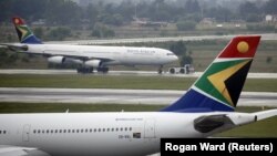 Des avions de South African Airways à l'aéroport de Johannesburg en Afrique du Sud le 18 janvier 2020. 