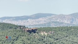 Sêwîxaneya Rûm a Dîrokî li Stenbolê Ber bi Hilweşînê ve Diçe