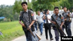 လုံခြုံရေး ရဲတပ်ဖွဲ့ဝင်များ