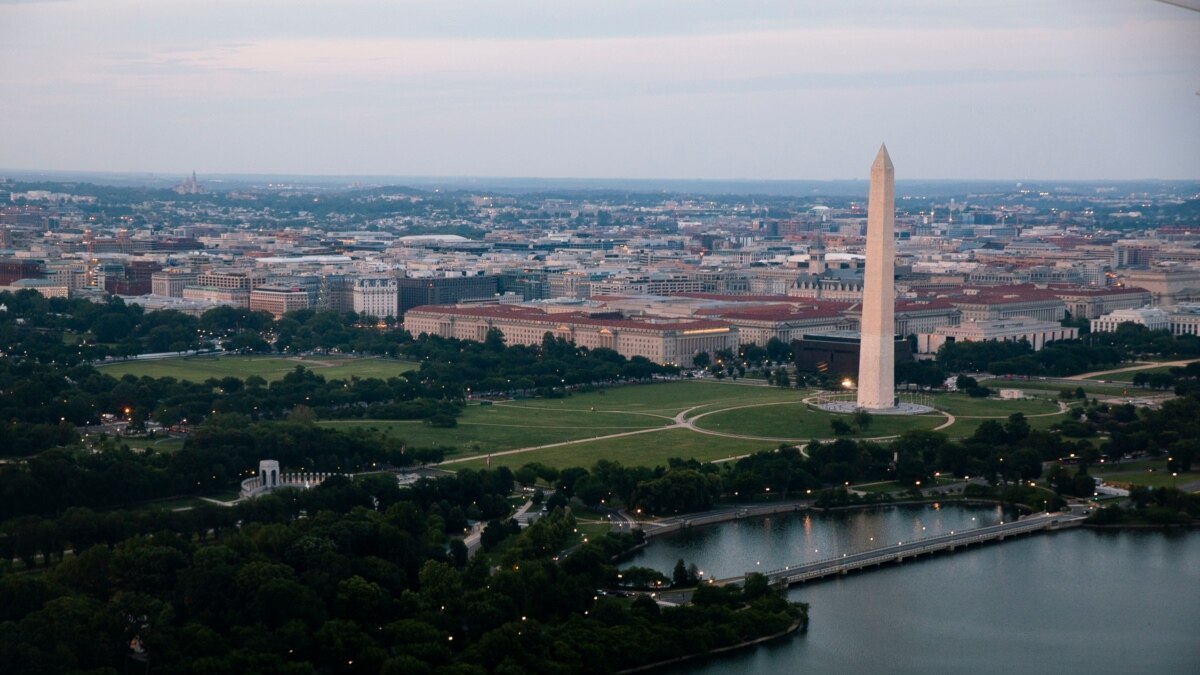 Washington Monument Closed After Dramatic Lightning Strike