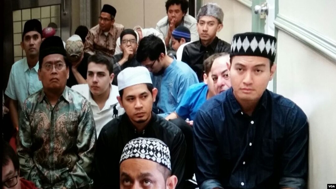 Altaf Vicko lebaran di New York