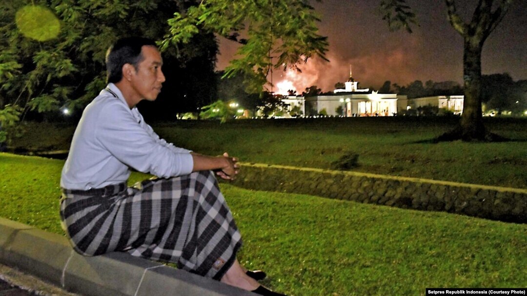 Presiden Joko Widodo Merayakan Malam Tahun Baru di Istana Bogor 