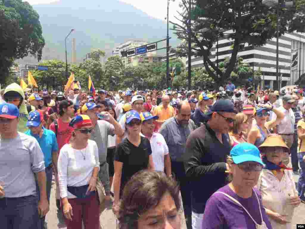 Las marchas de la oposición en Caracas denuncian la crisis democrática que sufre Venezuela. Foto: Álvaro Algarra.