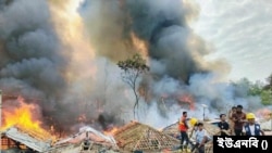 কুতুপালং এলাকার লম্বাশিয়া ১-ওয়েস্ট রোহিঙ্গা ক্যাম্পের ডি-ব্লকে অগ্নিকাণ্ড। ২৪ ডিসেম্বর, ২০২৪।