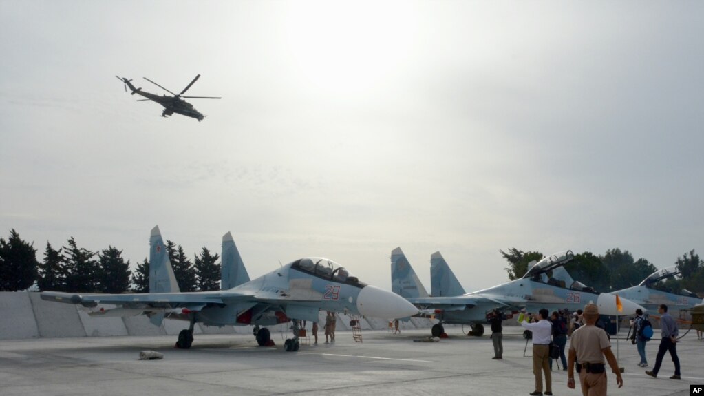 Các máy bay Su-30 của Nga tại một căn cứ ở Syria năm 2015.