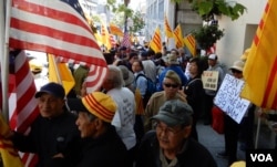 Cuộc biểu tình diễn ra trước Tòa Lãnh Sự Việt Nam tại San Francisco.