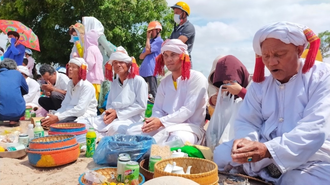 Tín đồ Chăm Bàni ở Việt Nam bức xúc khi tôn giáo của họ bị đồng nhất với  Hồi giáo