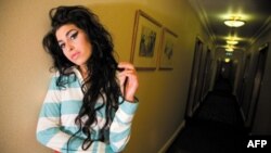 Amy Winehouse Ölü Bulundu