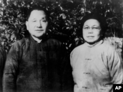 1972年邓小平夫妇在江西下放的时候