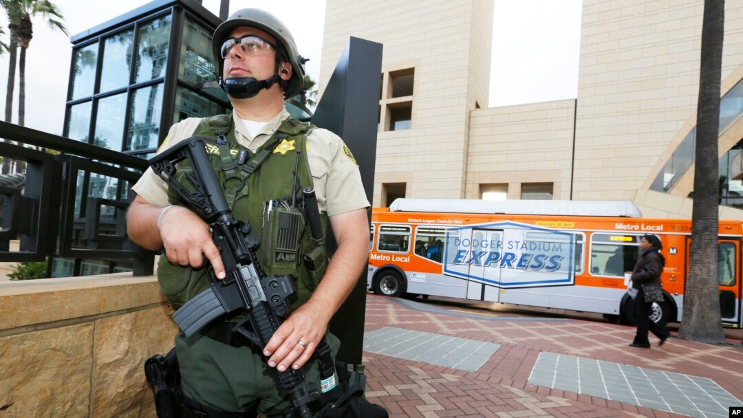 A Los Angeles Sheriffs Counter Terrorism Unit deputy patrols Union Station before the start of Los Angeles Dodgers game in Los Angeles, April 15, 2013.