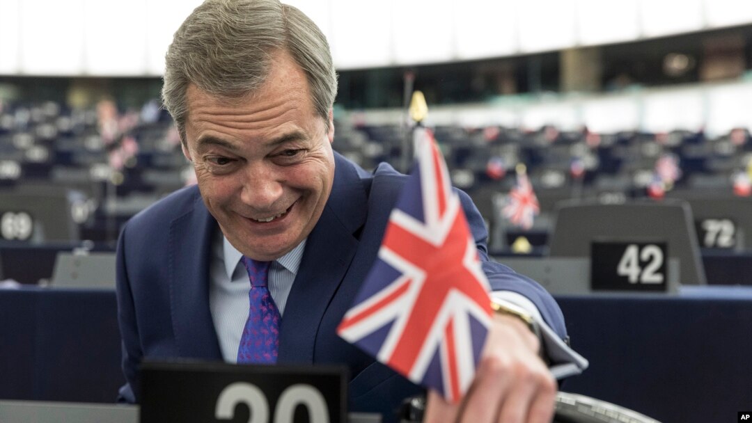 Britanski poslanik Najdžel faraž u Evropskom parlamementu