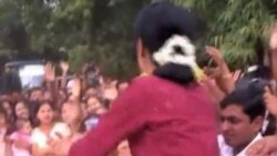 Aung San Su Ći uručena Kongresna medalja