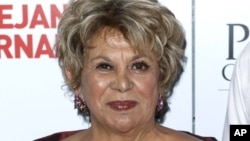 Lupe Ontiveros, la actriz tejana de cine, teatro y televisión quien saltó a la fama como Yolanda Saldívar en "Selena", falleció a los 69 años.