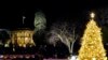 Biden enciende el árbol de Navidad de la Casa Blanca