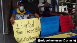 Entre las agrupaciones participantes están representantes de estudiantes como Acción Solidaria (Acsol), el Centro de Derechos Humanos de la Universidad Católica Andrés Bello (CDH-UCAB), el Centro para la Paz y los Derechos Humanos de la Universidad Central de Venezuela, Espacio Público, y el Programa Venezolano de Educación – Acción en Derechos Humanos (Provea).