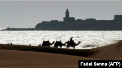 Una playa de Esauira, localidad costera marroquí. A 60 kilómetros de aquí, una estampida durante la distribución de ayuda alimentaria provocó quince muertos y cinco heridos