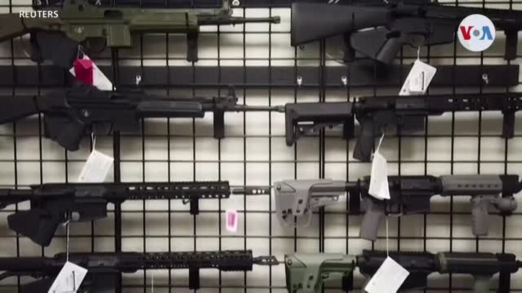 Fallo judicial puede abrir las puertas a prohibir definitivamente las armas de asalto en California