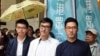 Tiga aktivis pro-demokrasi Hong Kong, dari kiri: Joshua Wong, Alex Chow Yong-kang, dan seorang yang dinyatakan buron, Nathan Law Kwun-chung (foto: dok). 