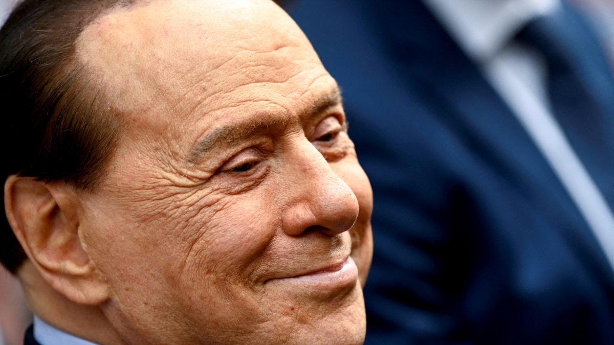 Berlusconi Putuskan Tidak Mencalonkan Diri Sebagai Presiden