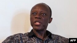 Le candidat de l'opposition Jean-Marie Michel Mokoko