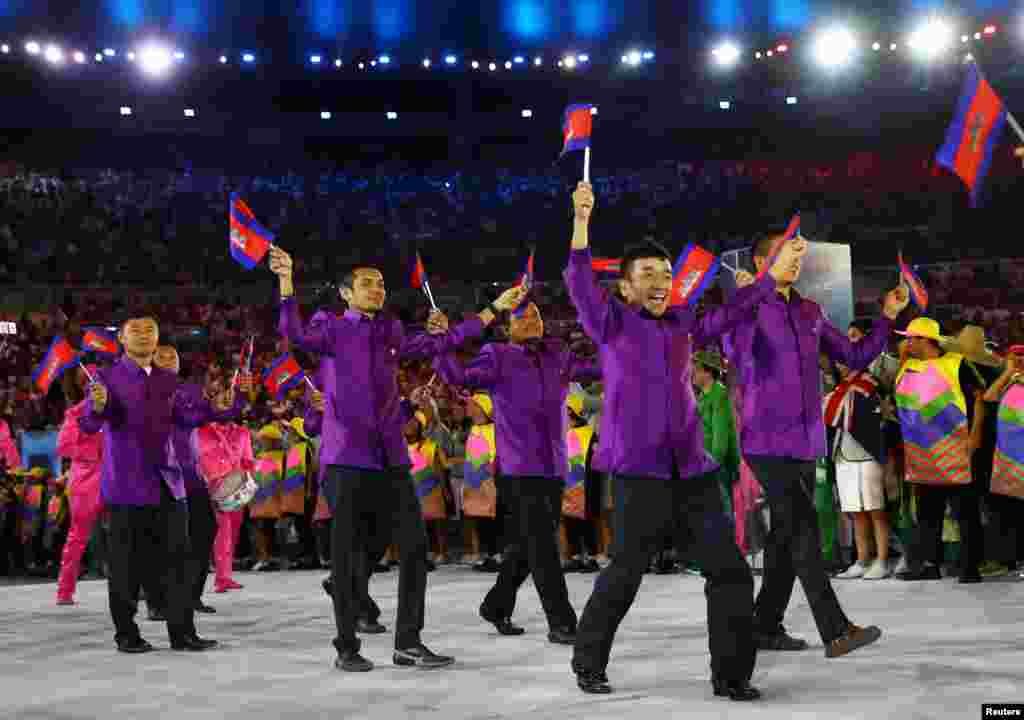 Cambodia's team arrives for the opening ceremony of the 2016 Summer Olympics at Maracana Stadium in Rio de Janeiro, Brazil, Aug. 5, 2016.