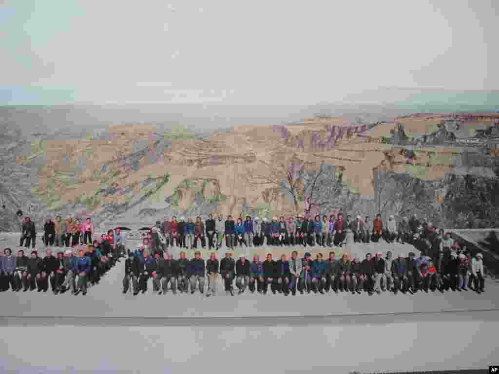 何崇岳的“人口老龄化”系列之一