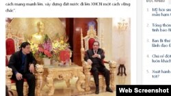 Mantan ketua partai komunis Vietnam, Nong Duc Manh di rumahnya yang berhiaskan dengan lapisan emas (foto: dok).