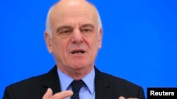 David Nabarro, candidate for director general of the World Health Organization, attends a news conference at WHO headquarters in Geneva, Switzerland, Jan. 26, 2017. 