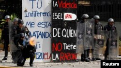 Naciones Unidas dijo el miércoles que las fuerzas de seguridad de Venezuela han cometido violaciones a los derechos humanos de manera extendida y aparentemente deliberada para aplastar las protestas contra el Gobierno.