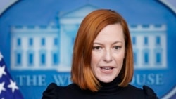 Juru bicara Gedung Putih Jen Psaki berbicara kepada wartawan dalam konferensi pers di Gedung Putih, Washington, pada 23 Desember 2021. (Foto: AP/Patrick Semansky)