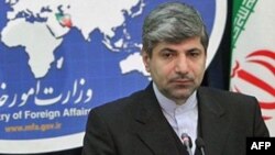 Jurubicara Kementerian Luar Negeri Iran, Ramin Mehmanparast mengecam pemerintah Kanada karena memutuskan hubungan diplomatik dengan Teheran (foto: dok).
