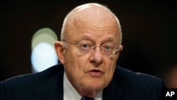 Darektan hukumomin leken asiri na Amurka James Clapper.