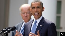 Predsednik Barak Obama i potpredsednik SAD Džozef Bajden u Beloj kući