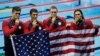 Nathan Adrian, Michael Phelps, Ryan Murphy dan Cody Miller dengan medali emas mereka di pada medley relay 4 kali 100 meter.