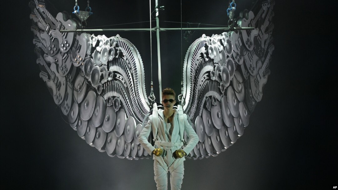 Justin Bieber dalam sebuah konser di Miami, Florida, Januari 2013. (Foto: Dok)