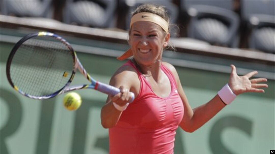 Victoria Azarenka dari Belarus maju ke babak tiga Kejuaraan Perancis Terbuka tanpa hambatan (30/5).