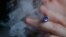 Los cigarros electrónicos surgieron con el objetivo de evitar que las personas consuman cigarros tradicionales que puedan llevar a posteriores problemas de salud.