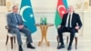 Perdana Menteri Pakistan Shehbaz Sharif (kiri) bertemu dengan Presiden Azerbaijan Ilham Aliyev di Baku, Azerbaijan, dalam foto yang diunggah oleh Sharif pada 24 Februari 2025, di akun X miliknya (@CMShehbaz).