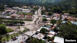 Una vista general de los daños causados por las inundaciones tras las fuertes lluvias en el barrio El Castaño, en Maracay, estado Aragua, Venezuela 18 de octubre de 2022.
