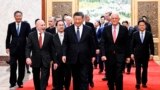 中国领导人习近平2024年3月27日在北京会见来访的美国商界学界领袖（美联社）