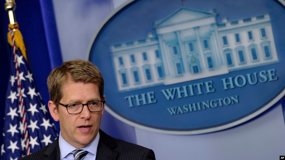 Juru bicara Gedung Putih, Jay Carney memberikan keterangan pers di Washington (12/7).