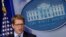 El portavoz presidencial Jay Carney insistió en que el informático está acusado de tres cargos por los que debe enfrentar la justicia estadounidense.