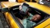 Taksi AS Dimodernisasi untuk Bersaing dengan Uber, Lyft